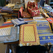 Restsalg af Provence tekstiler, fransk keramik og lign. restvarer